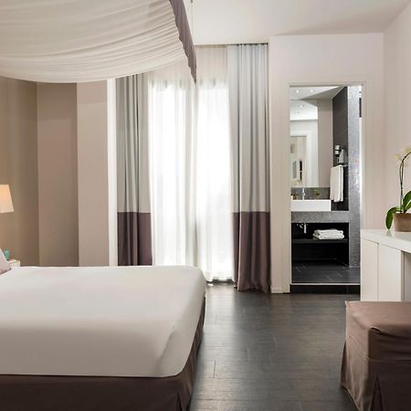 Hotel Ines Католика Екстериор снимка