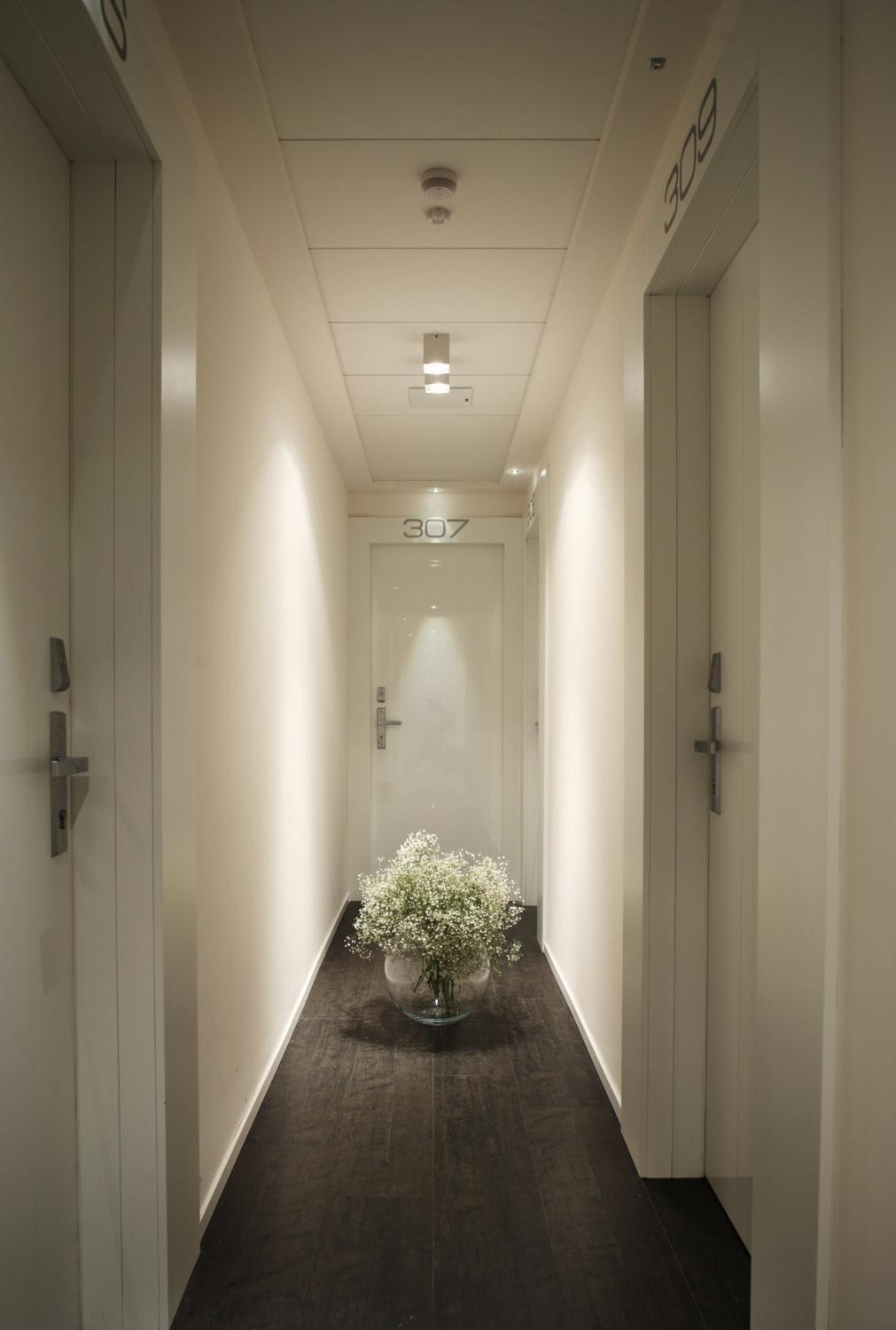 Hotel Ines Католика Екстериор снимка