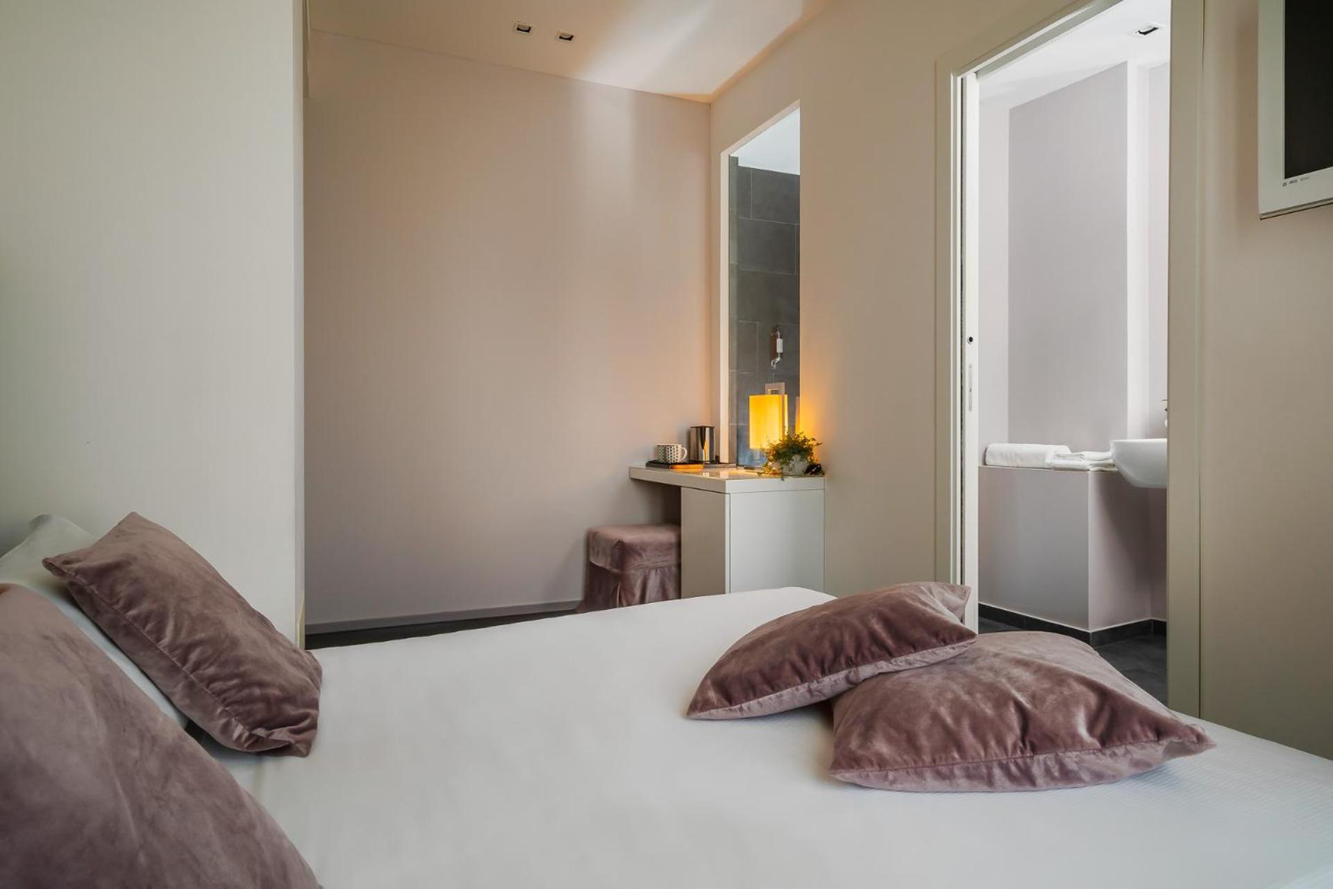 Hotel Ines Католика Екстериор снимка